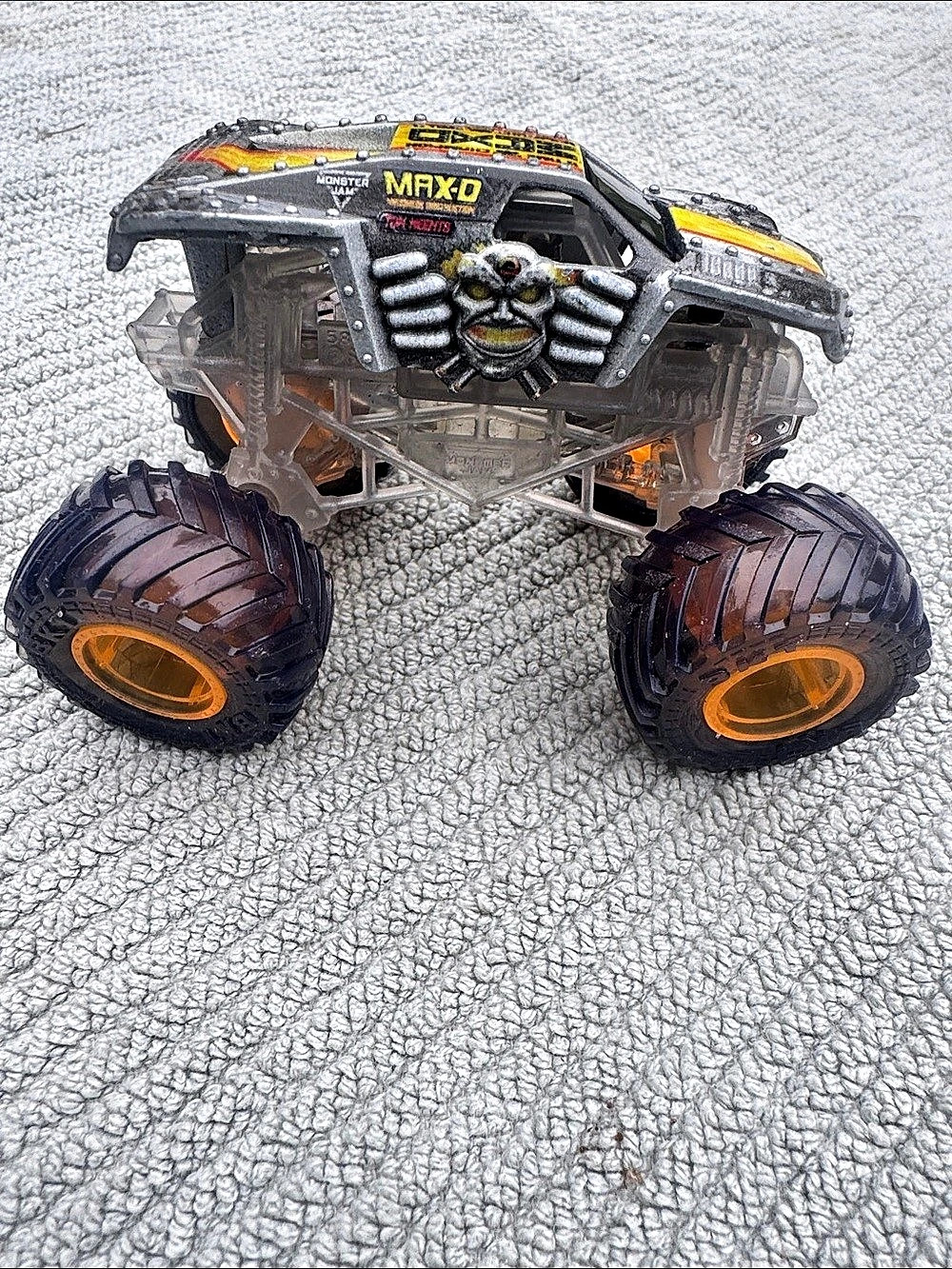 Monster Jam Max-D See-Thru Crew Series 1:64 Scale Die-Cast Monster Truck